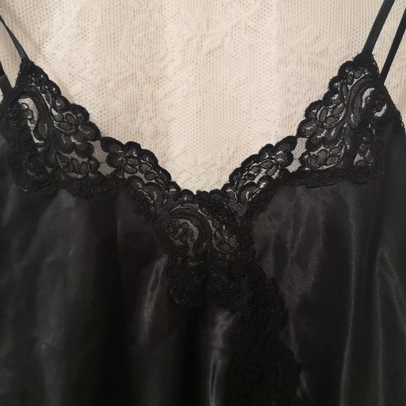 3/$20 short black nightgown - Picture 6 of 10